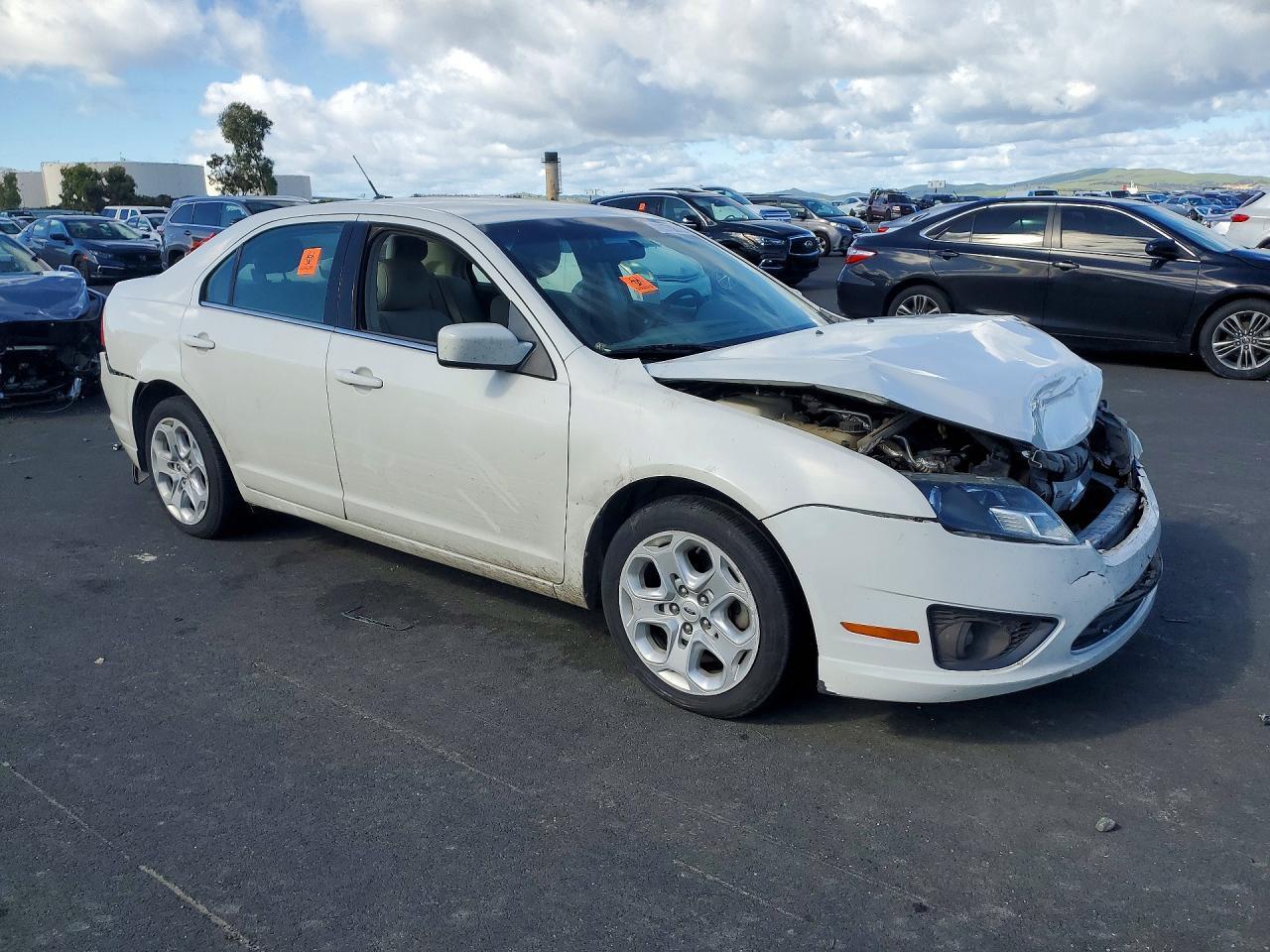 2011 Ford Fusion se