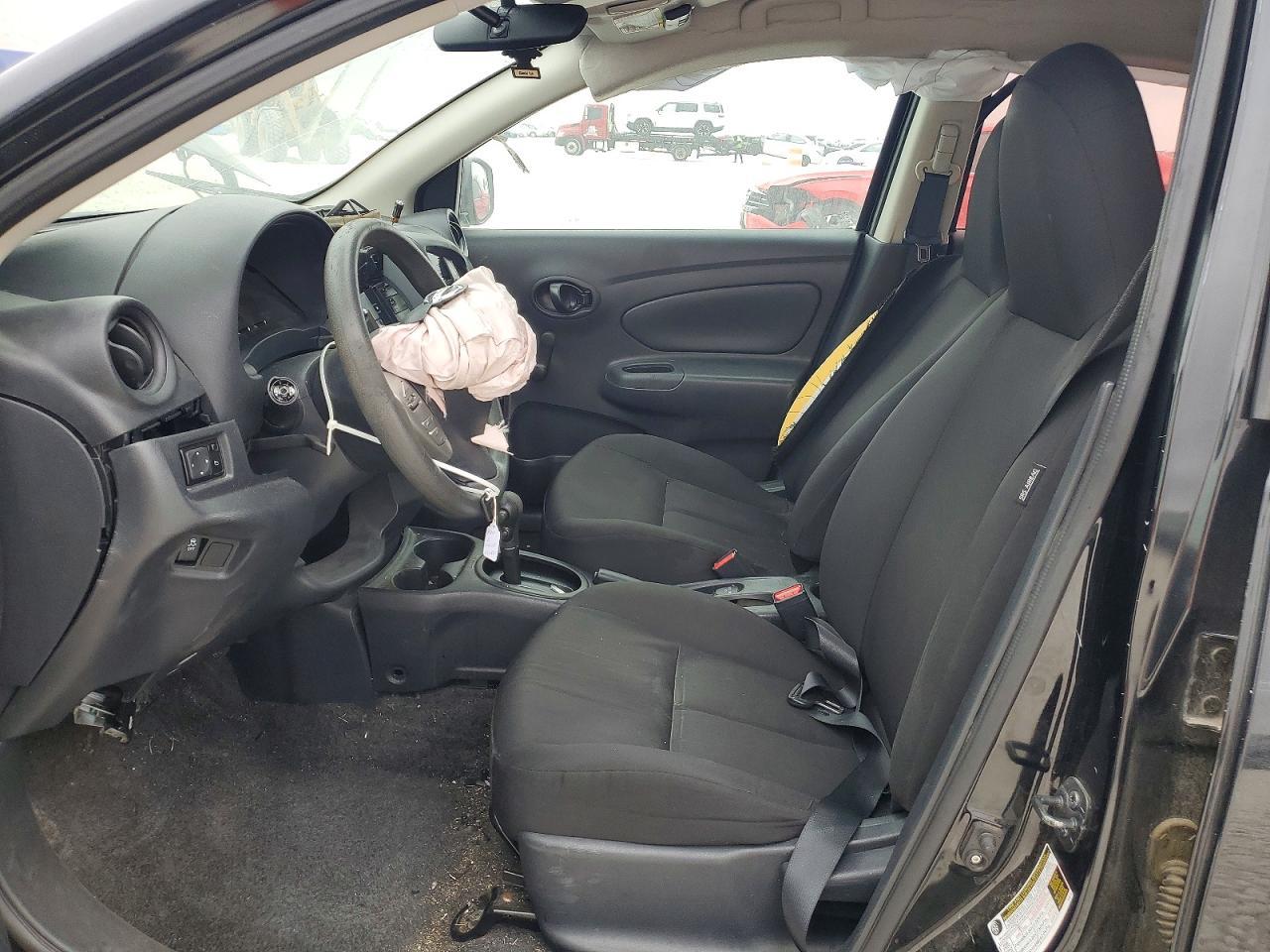 2016 Niss Versa