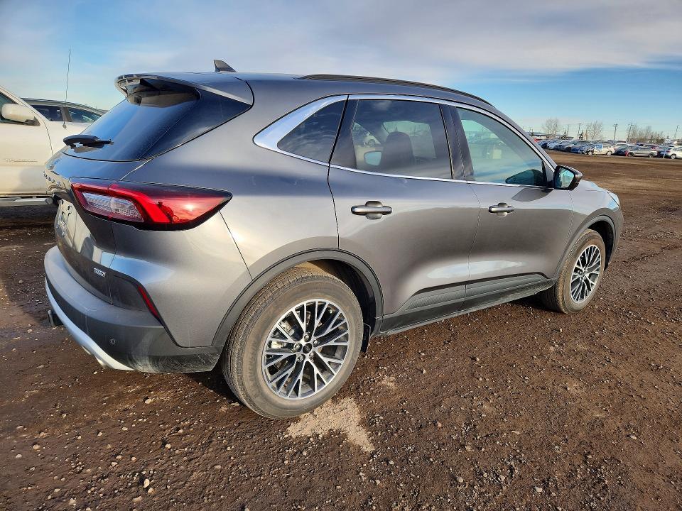 2025 Ford Escape