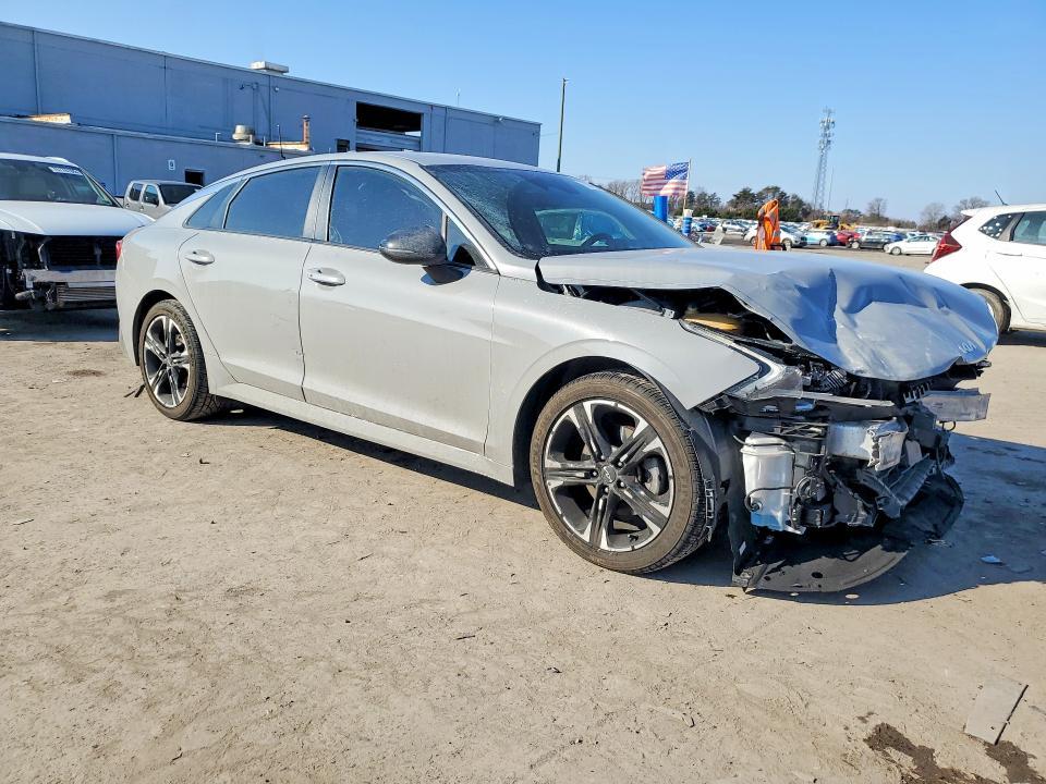 2023 KIA K5 gt Line