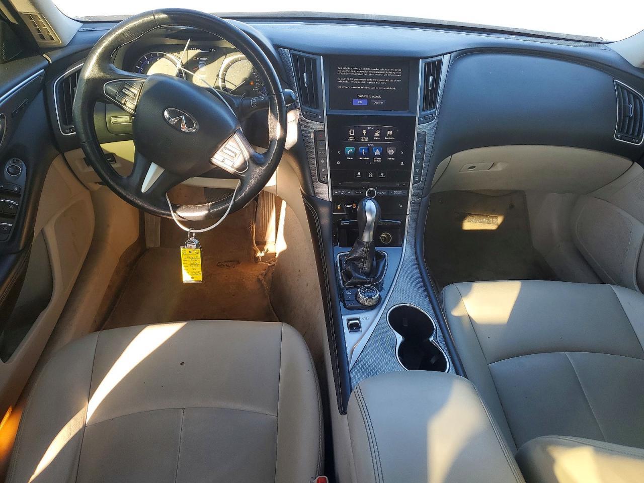 2016 Infinity Q50 Base