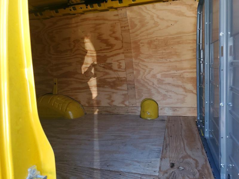 2021 Chevrolet Express G2500
