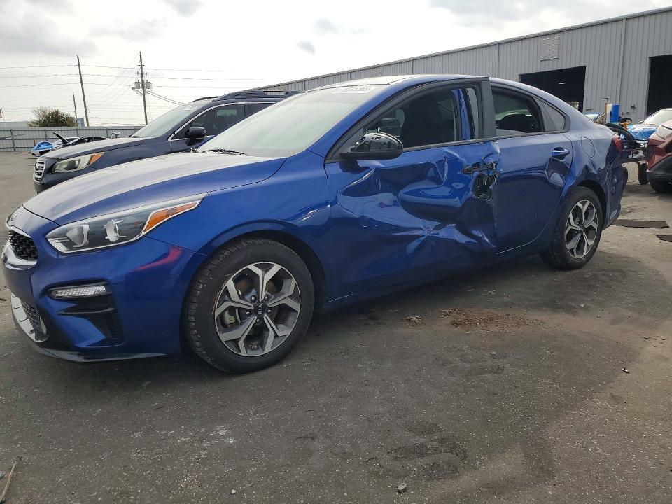 2021 KIA Forte lxs