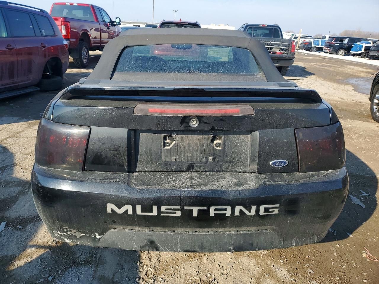 2000 Ford Mustang