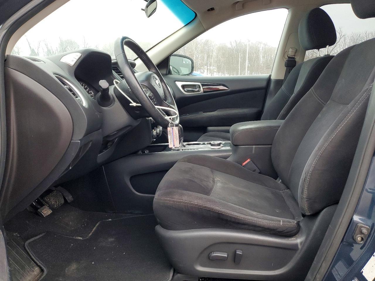 2014 Nissan Pathfinder s