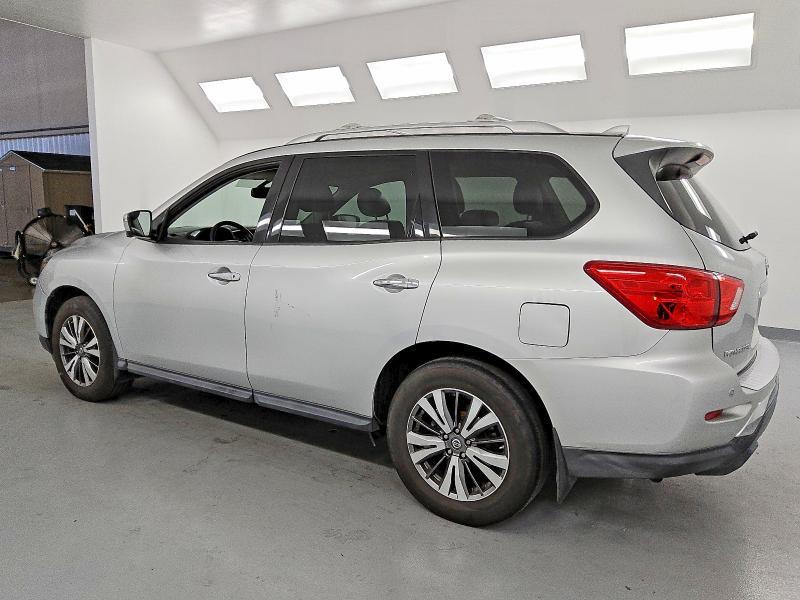 2019 Nissan Pathfinder sl