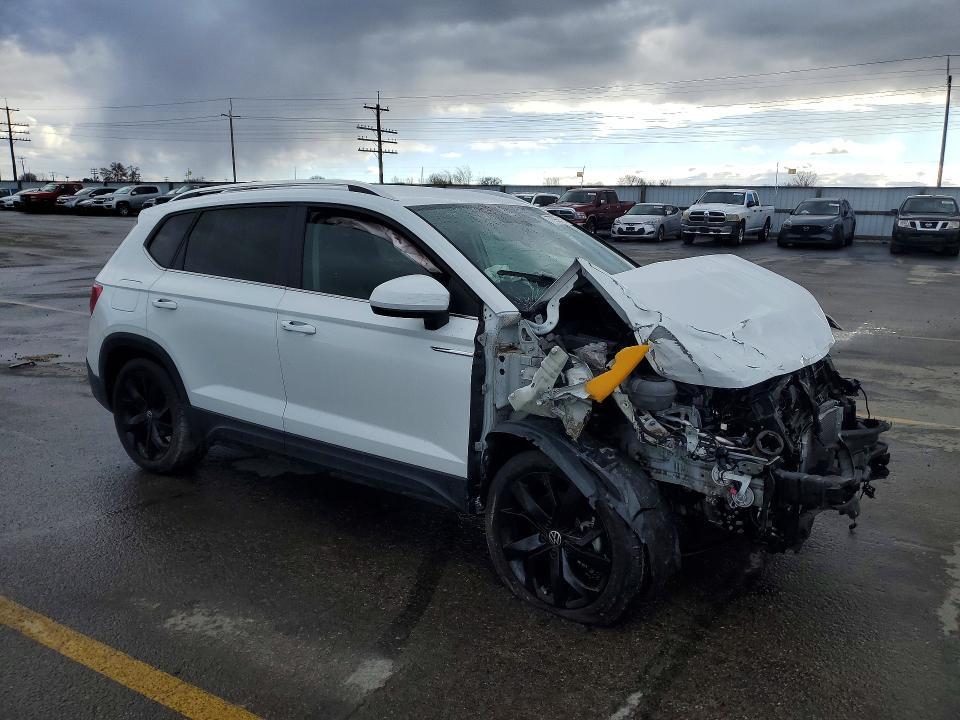 2023 Volkswagen Taos se