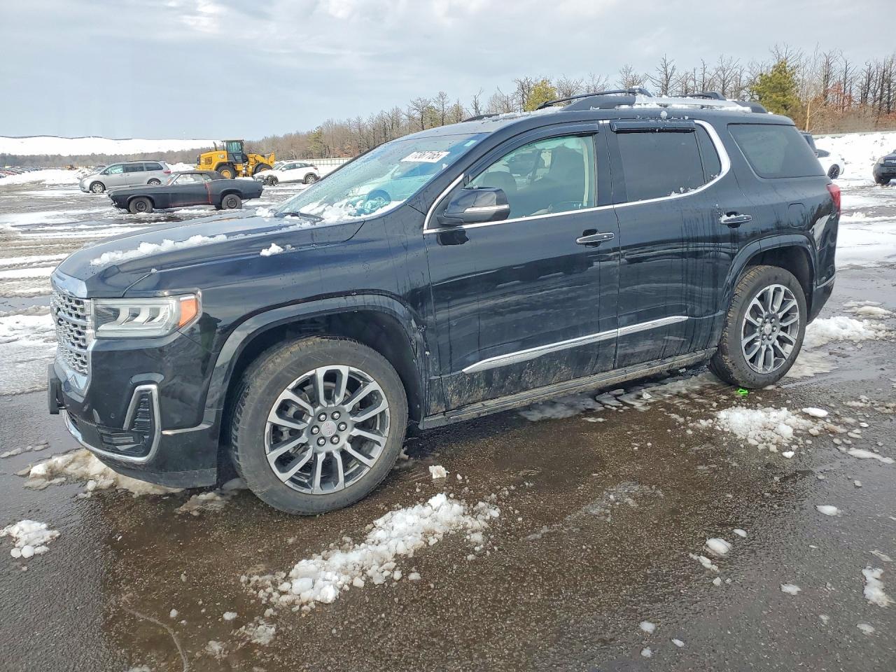 2022 GMC Acadia Denali