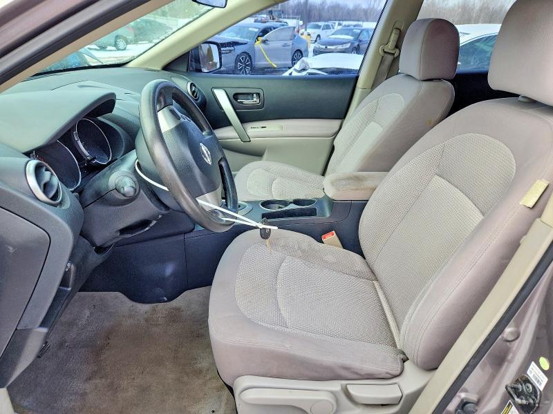 2010 Nissan Rogue s