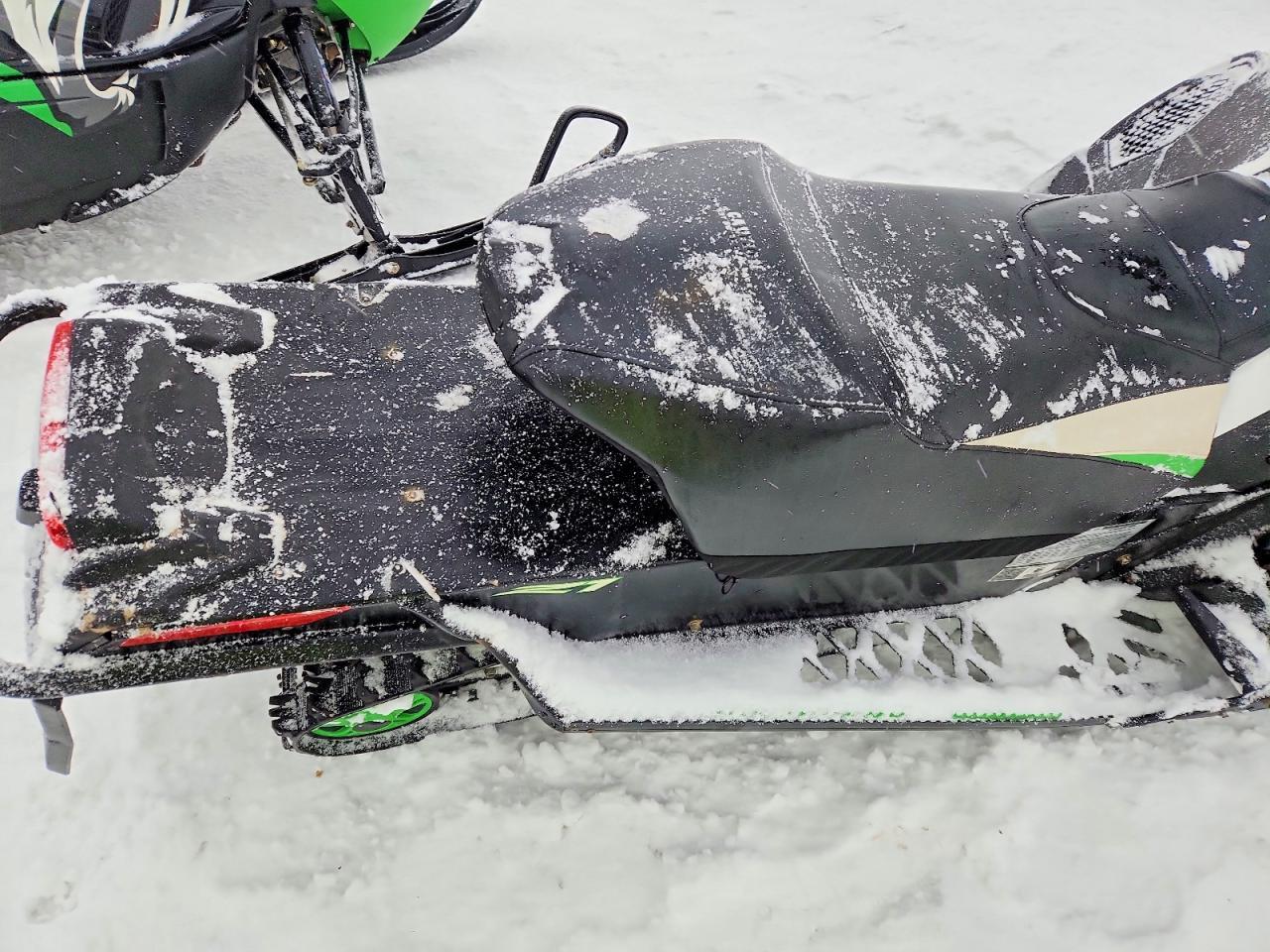 2010 Arctic Cat Z1 Snowmobile