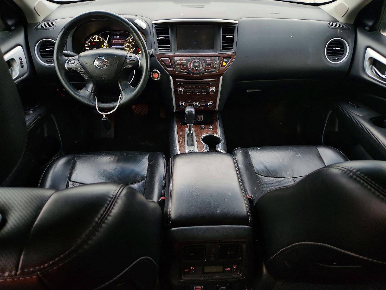2018 Nissan Pathfinder s
