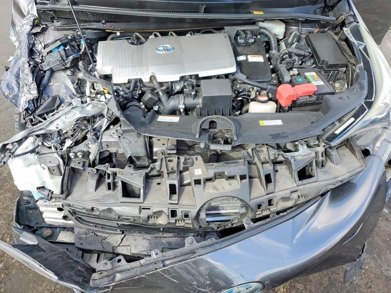 2016 Toyota Prius Three Touring