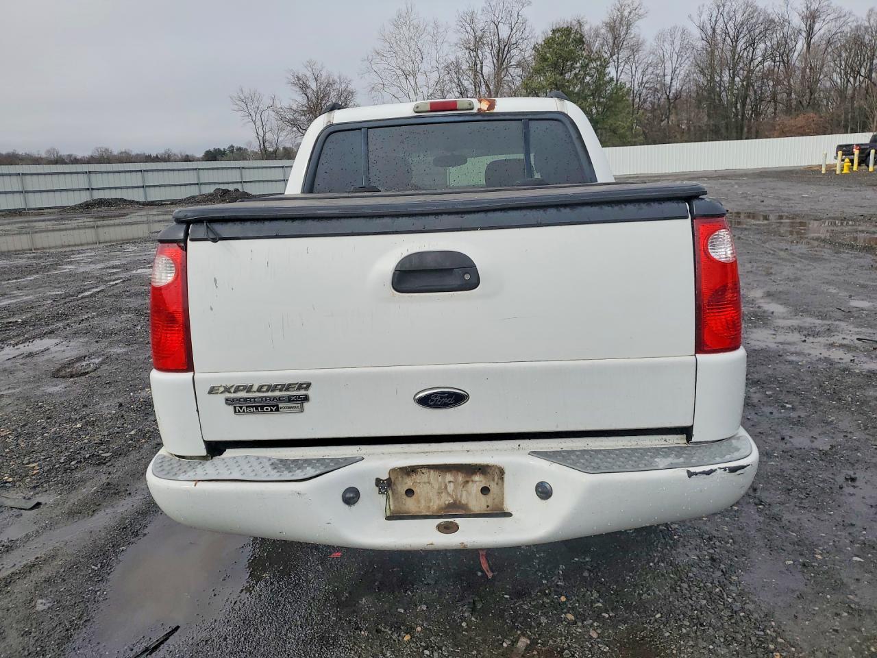 2004 Ford Explorer Sport Trac