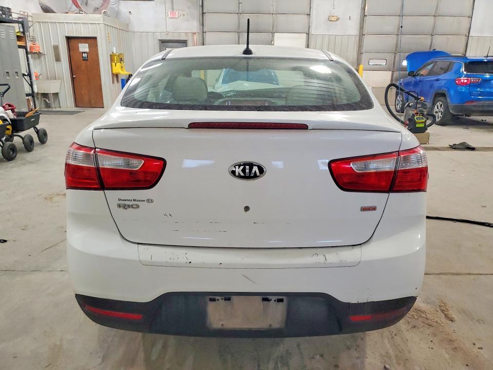 2013 KIA Rio lx