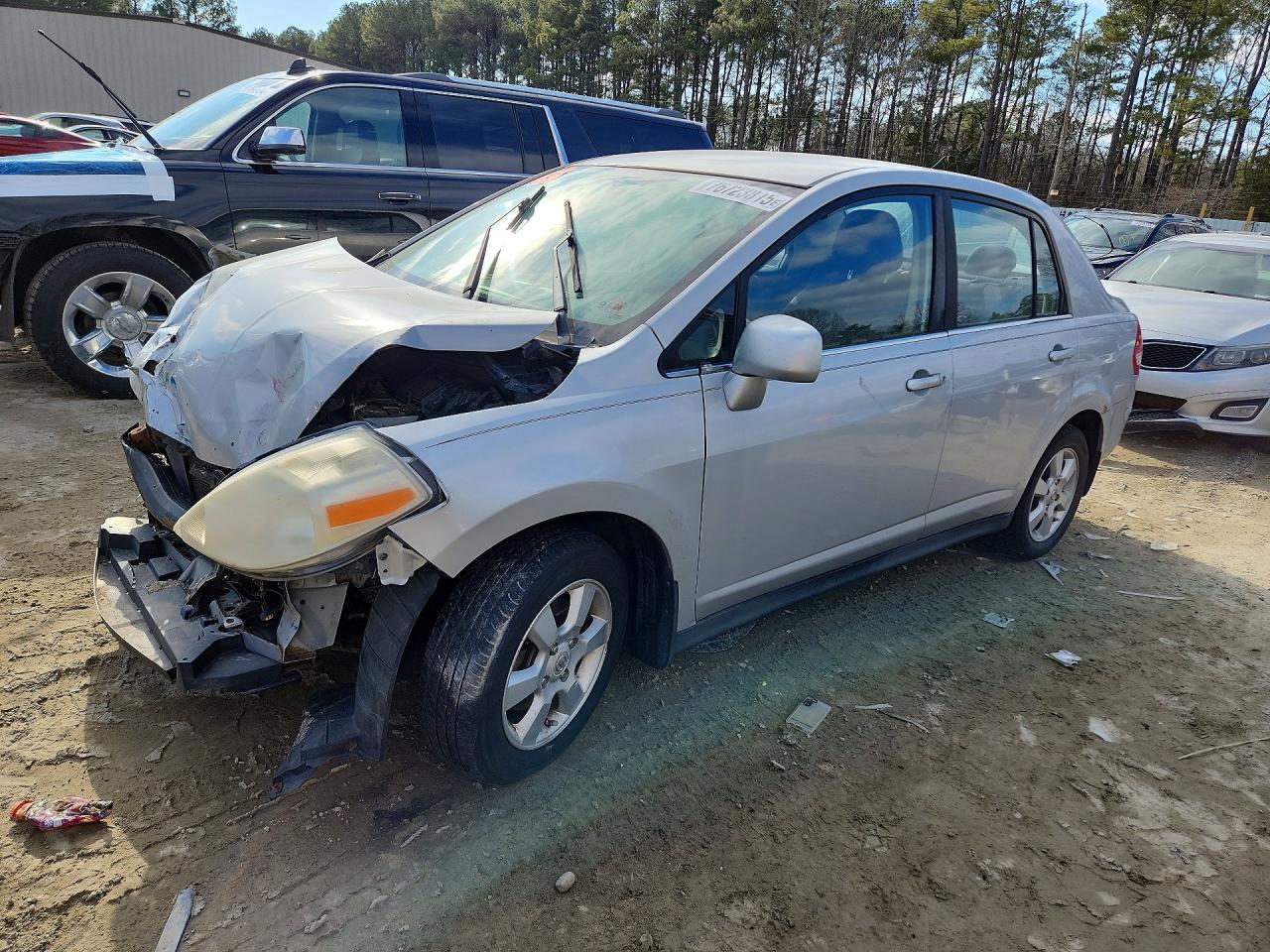 2007 Nissan Versa s