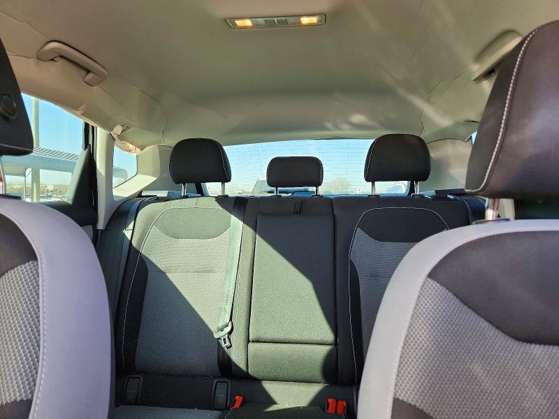 2024 Volkswagen Taos s