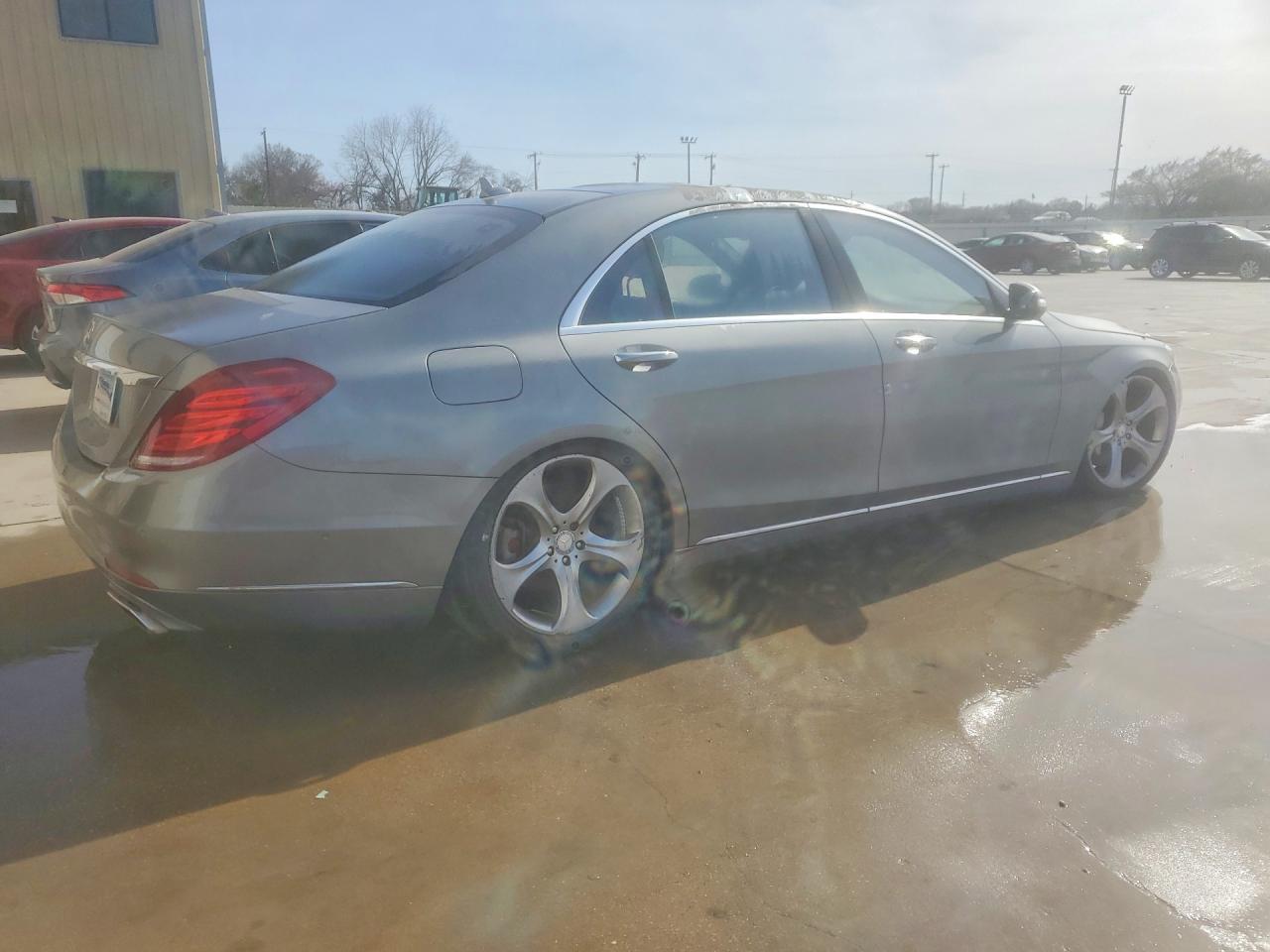 2015 Mercedes-Benz S 550