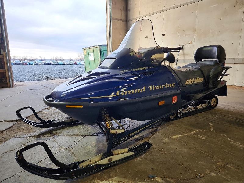 1999 Skidoo 1999 Skidoo Grand Touring