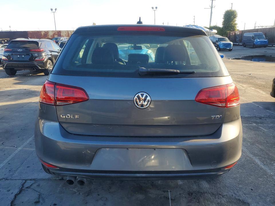 2015 Volkswagen Golf tdi