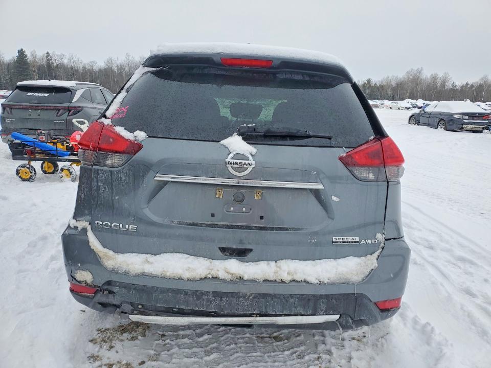 2020 Nissan Rogue s