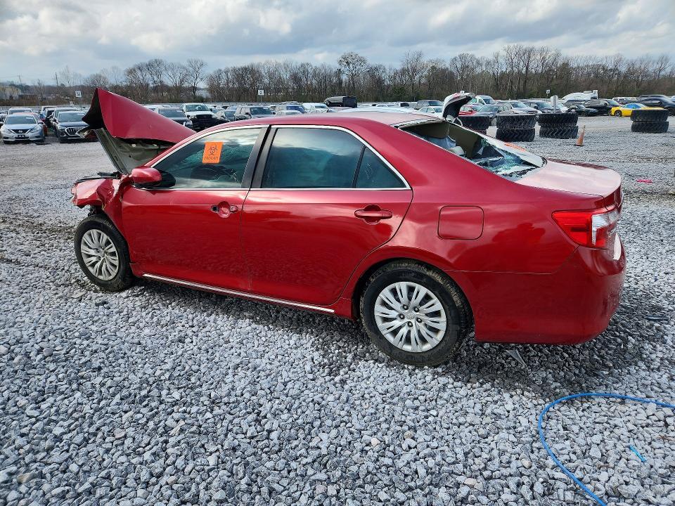 2014 Toyota Camry le