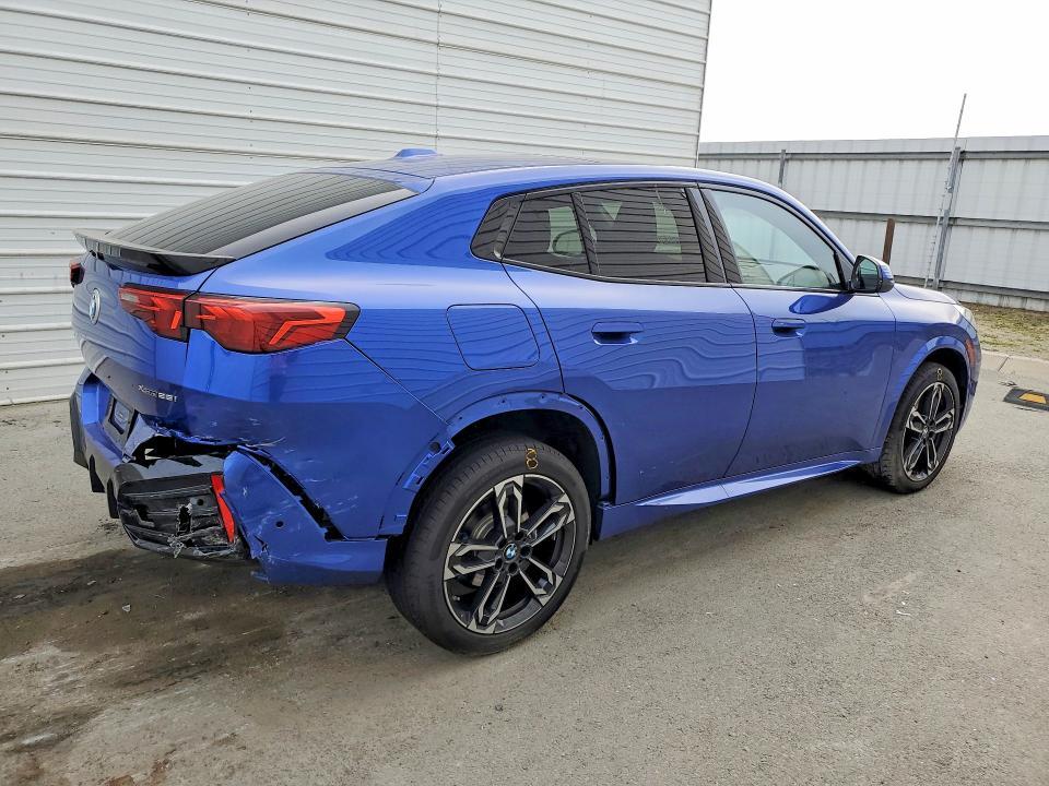 2026 BMW 2026 b m w x Series X2 4D suv 28I Xdrive Msport
