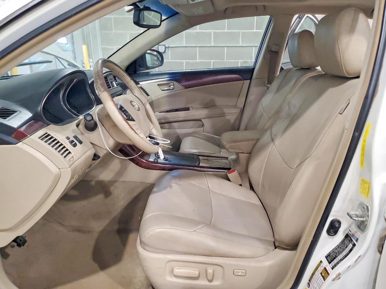 2011 Toyota Avalon Base