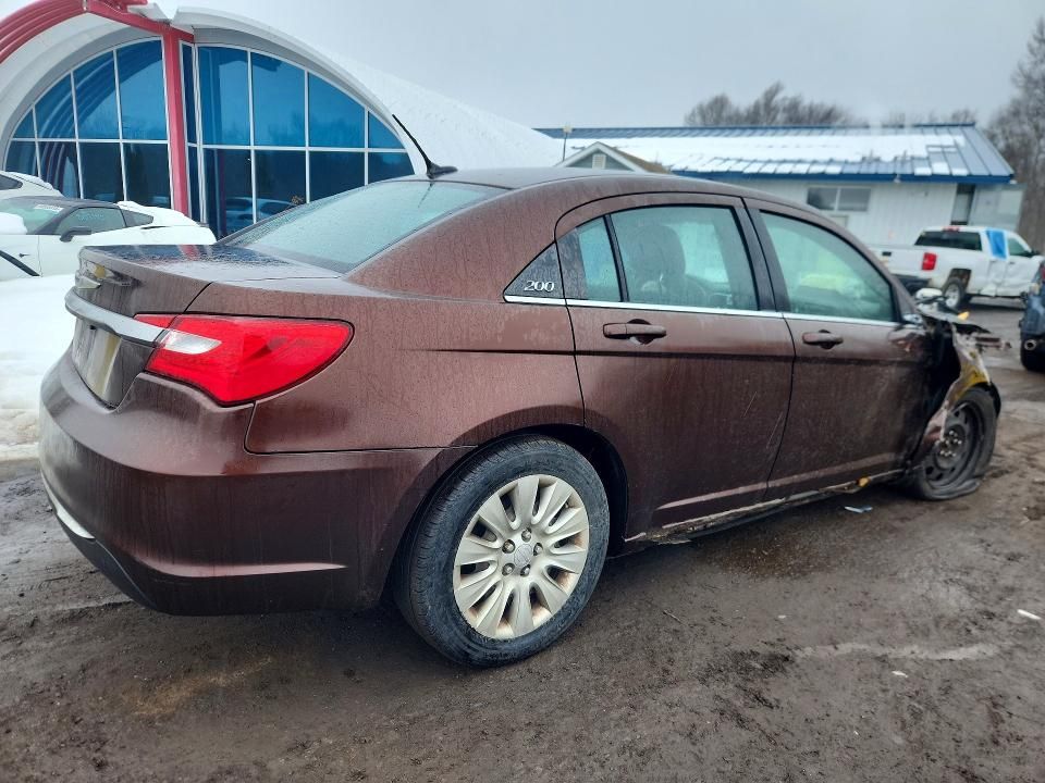 2013 Chrysler 200 lx