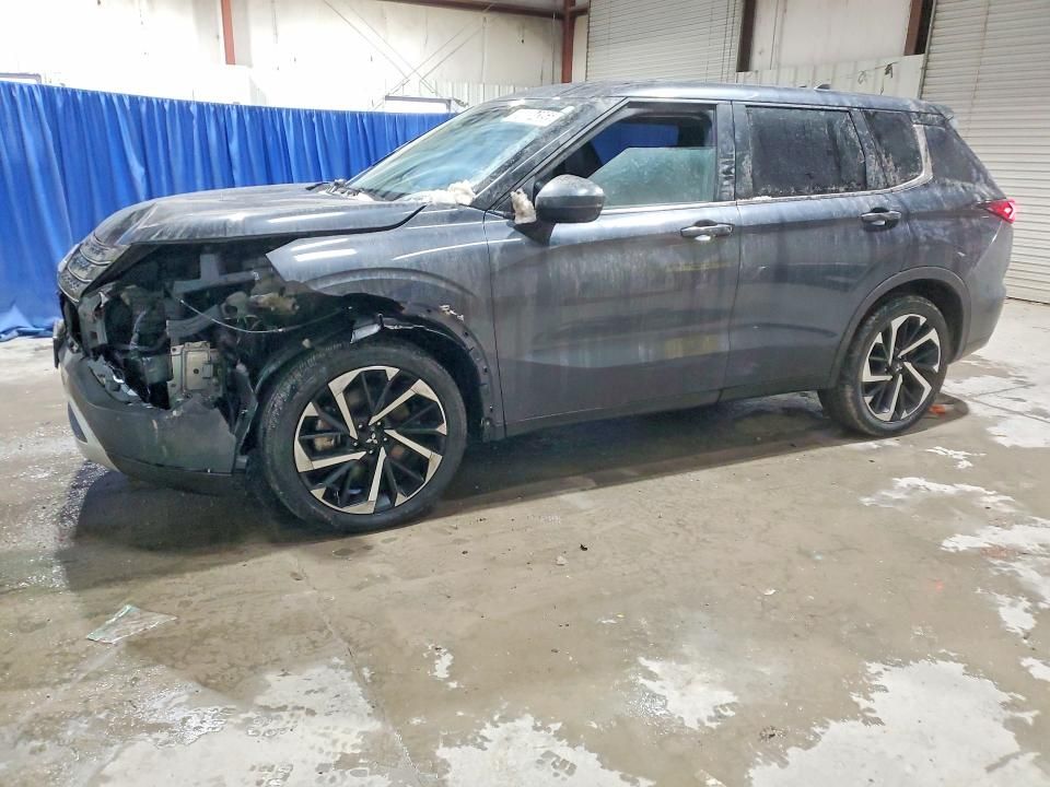 2024 Mitsubishi Outlander se