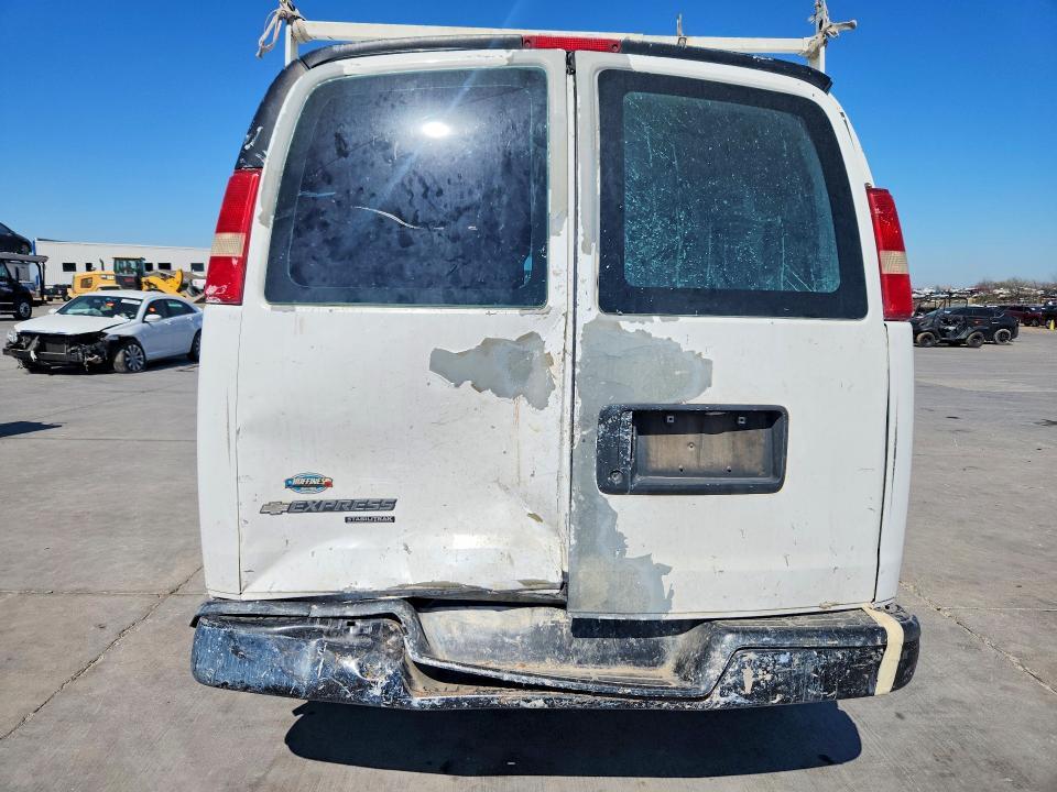 2012 Chev Express G1500