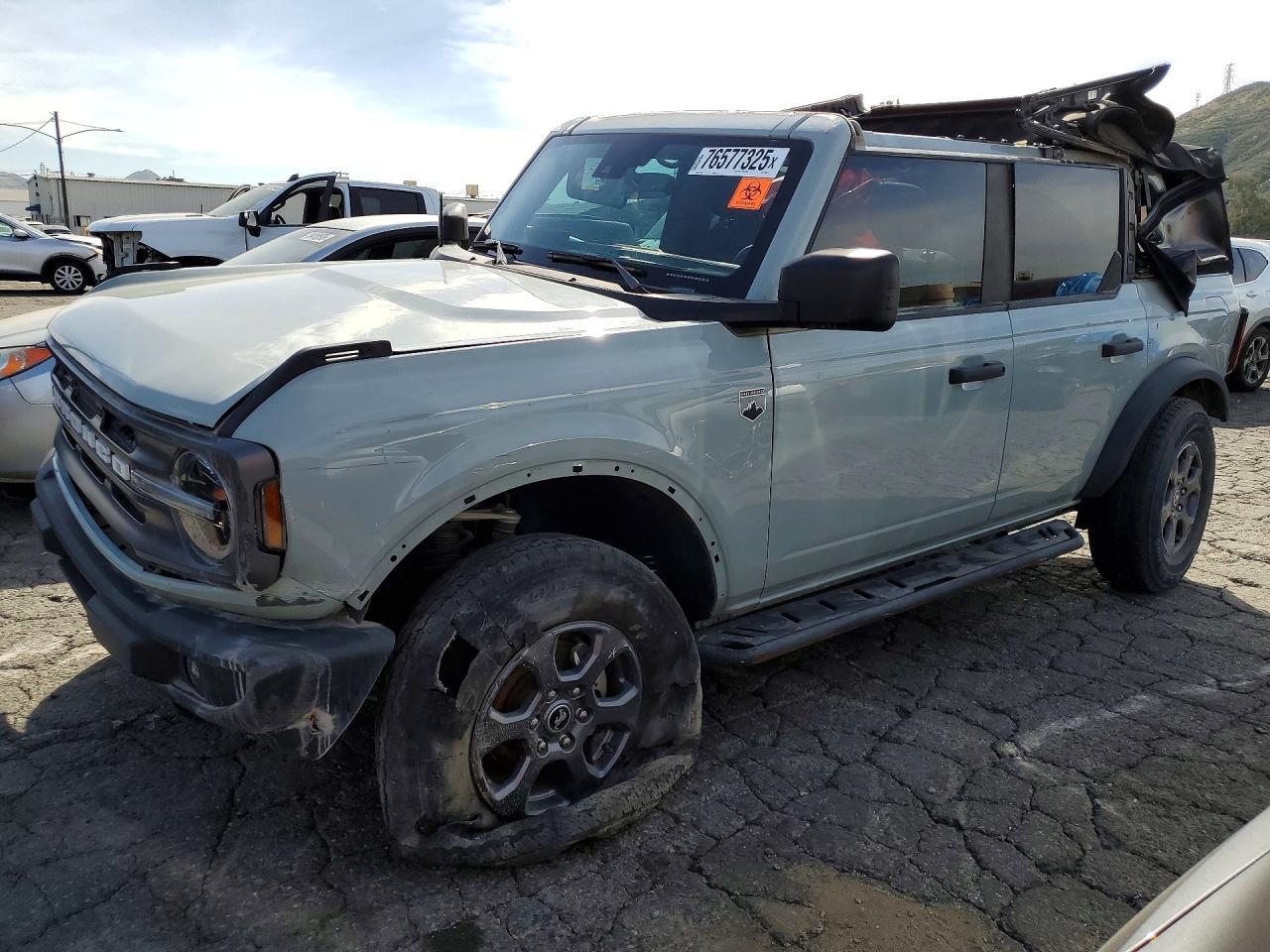 2023 Ford Bronco Base