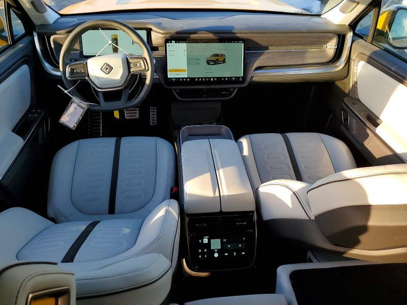 2023 Rivian R1S Adventure