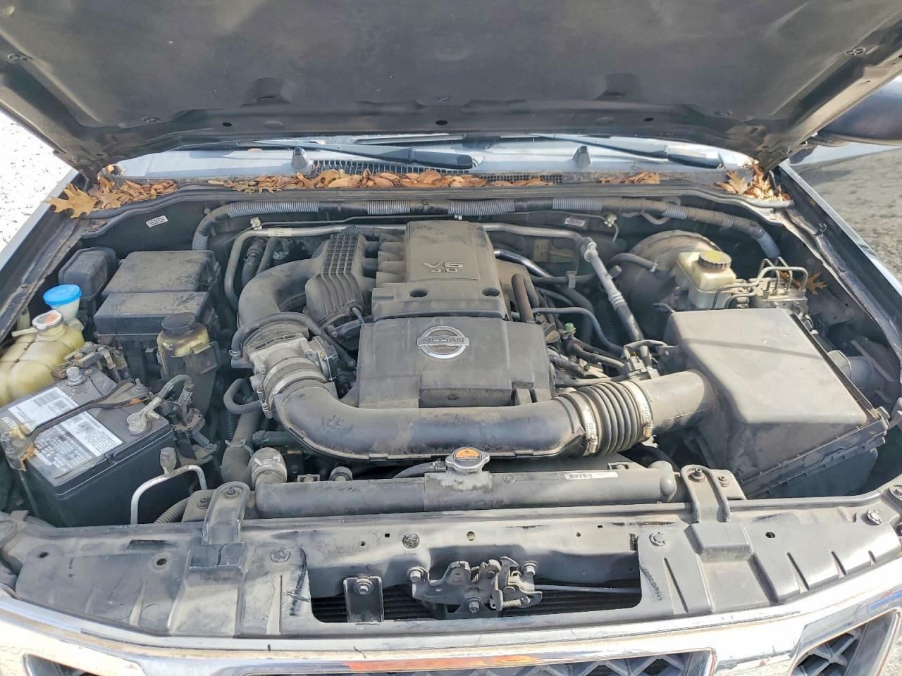 2012 Nissan Frontier s