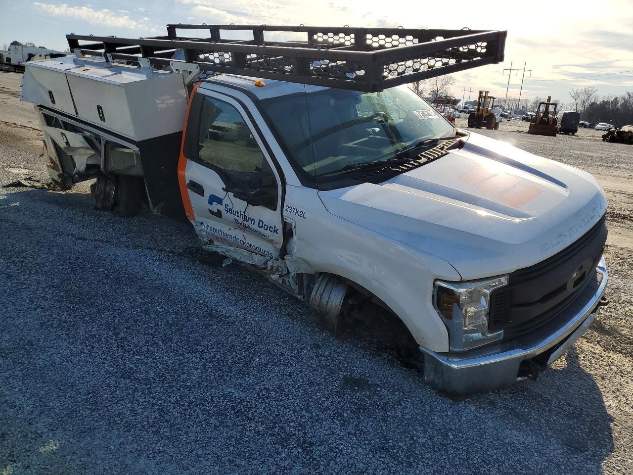 2019 Ford F350 Super Duty Utility / Service Truck