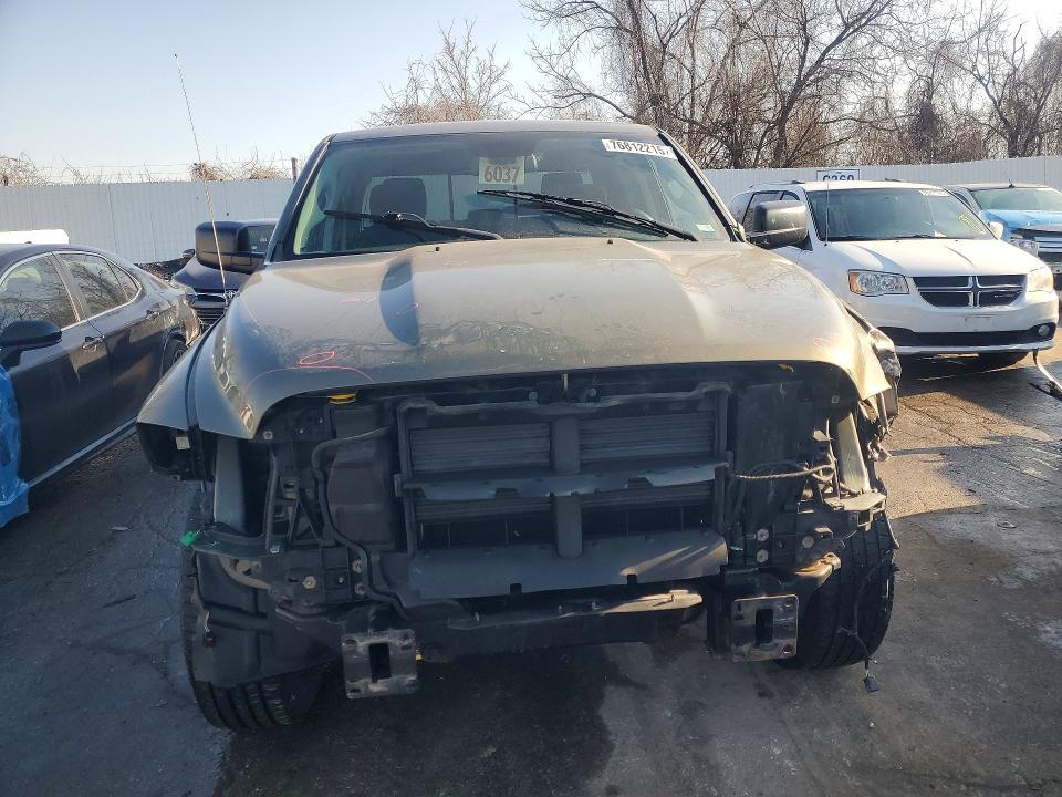 2013 Dodge RAM 1500 SLT