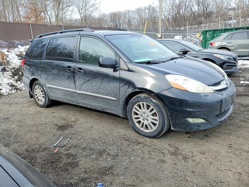 2008 Toyota Sienna xle