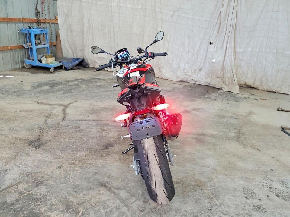 2026 Aprilia Tuono V4 1100 Factory