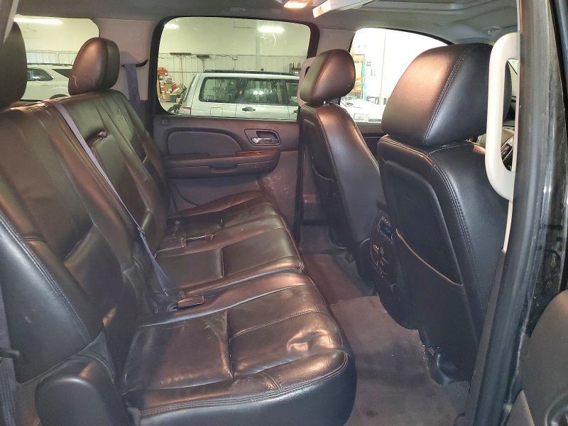 2011 GMC Yukon xl K1500 slt