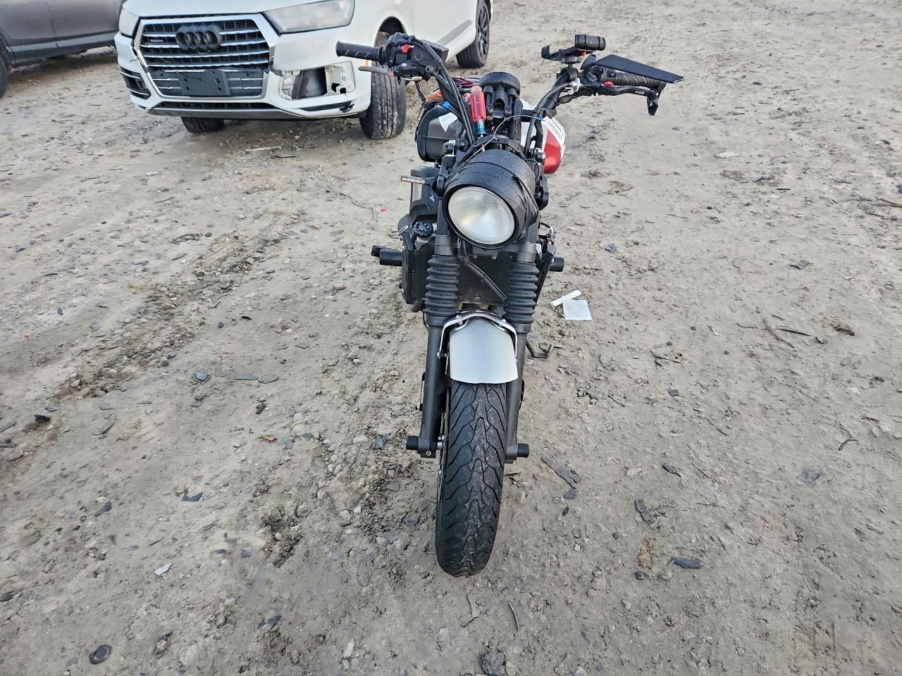 2018 Yamaha XSR700 C