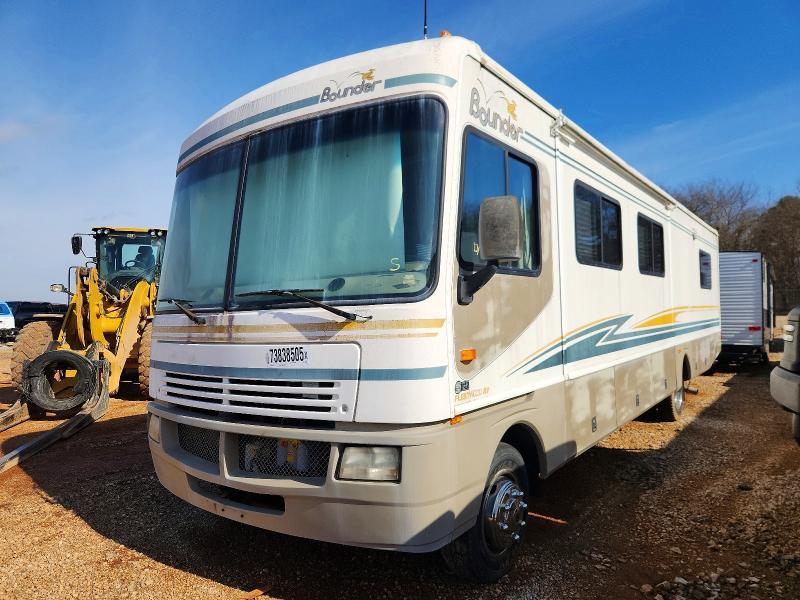2003 Wrkh 2003 Workhorse Custom Chassis Motorhome Chassis W2