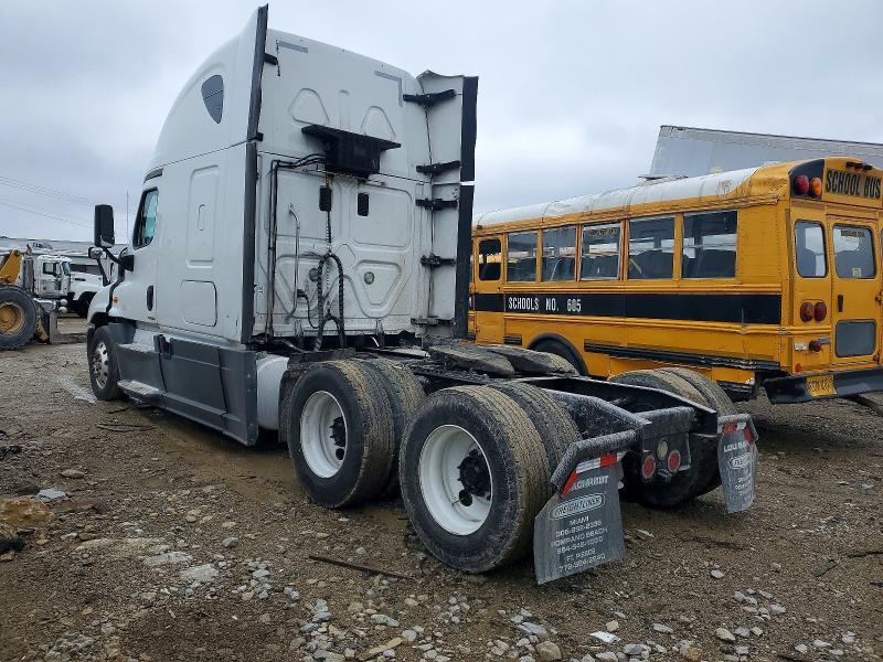 2016 Freigliner Cascadia 125