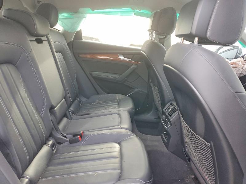 2022 Audi Q5 Premium Plus 45