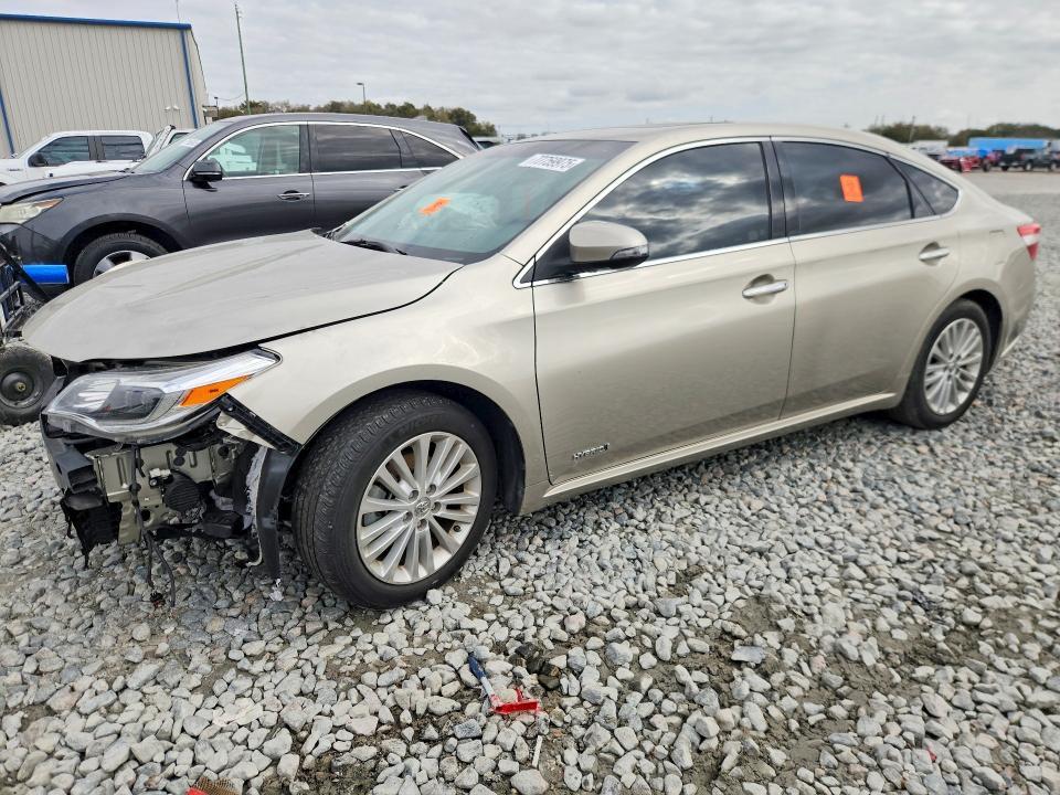 2014 Toyota Avalon Hybrid