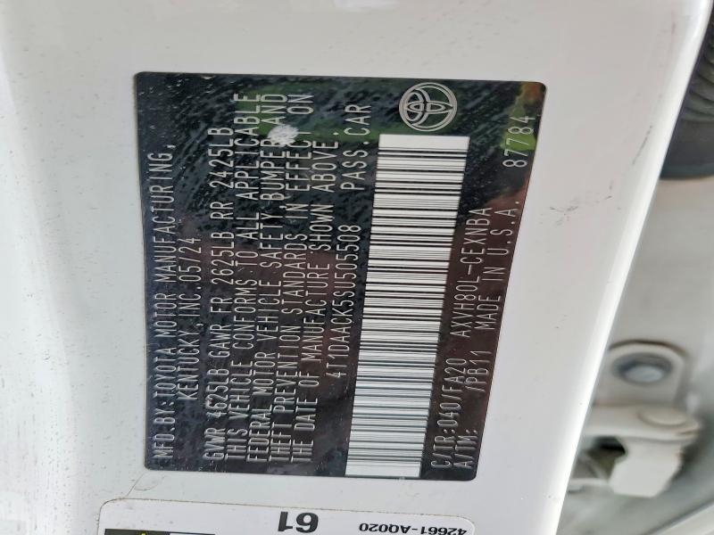 2025 Toyota Camry le