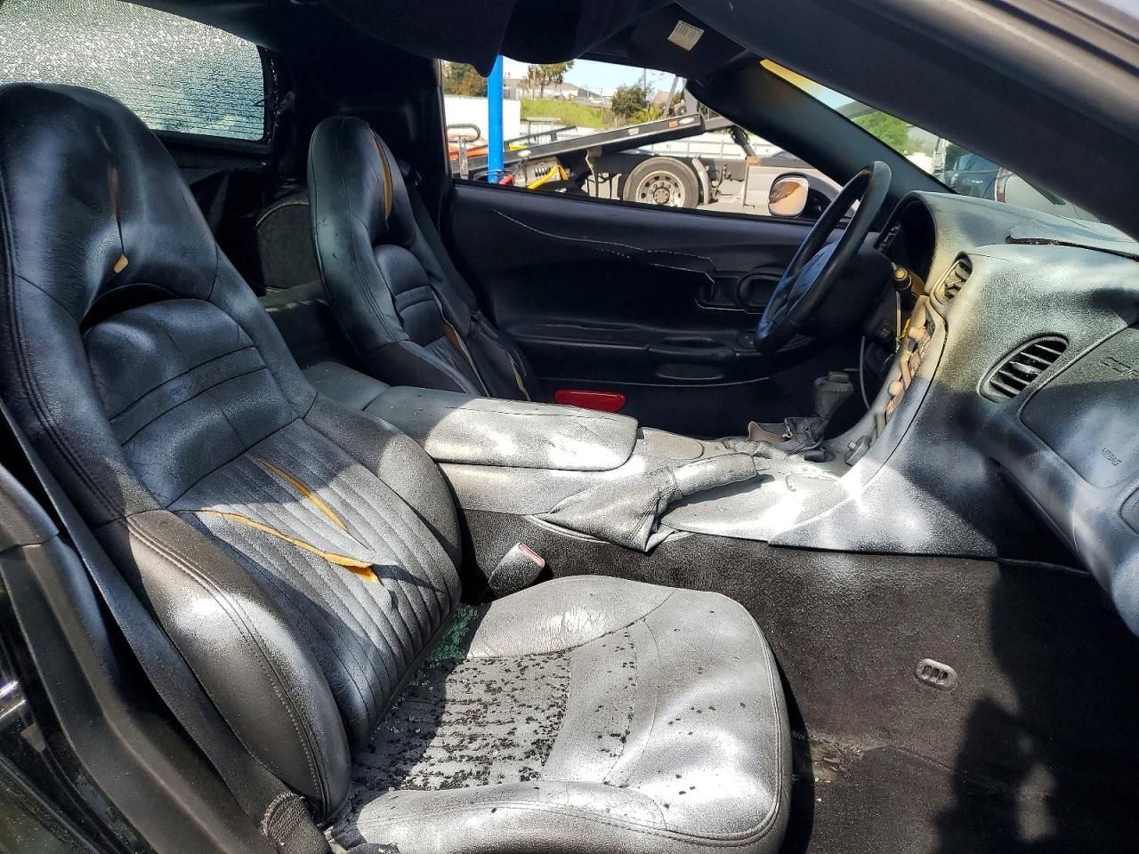 2004 Chevrolet Corvette