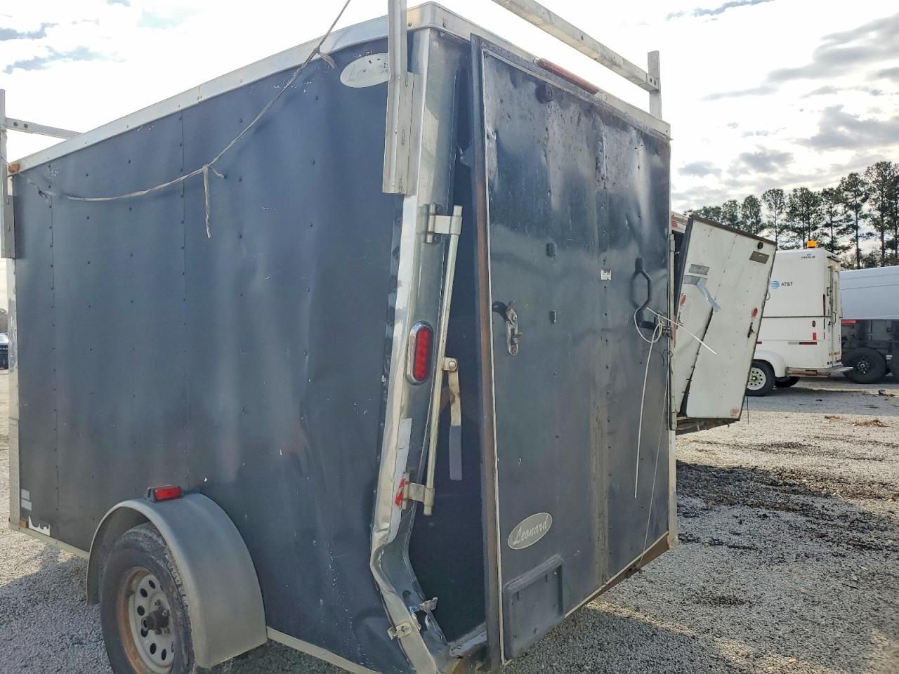 2015 Arising Industries 10' Enclosed Trailer