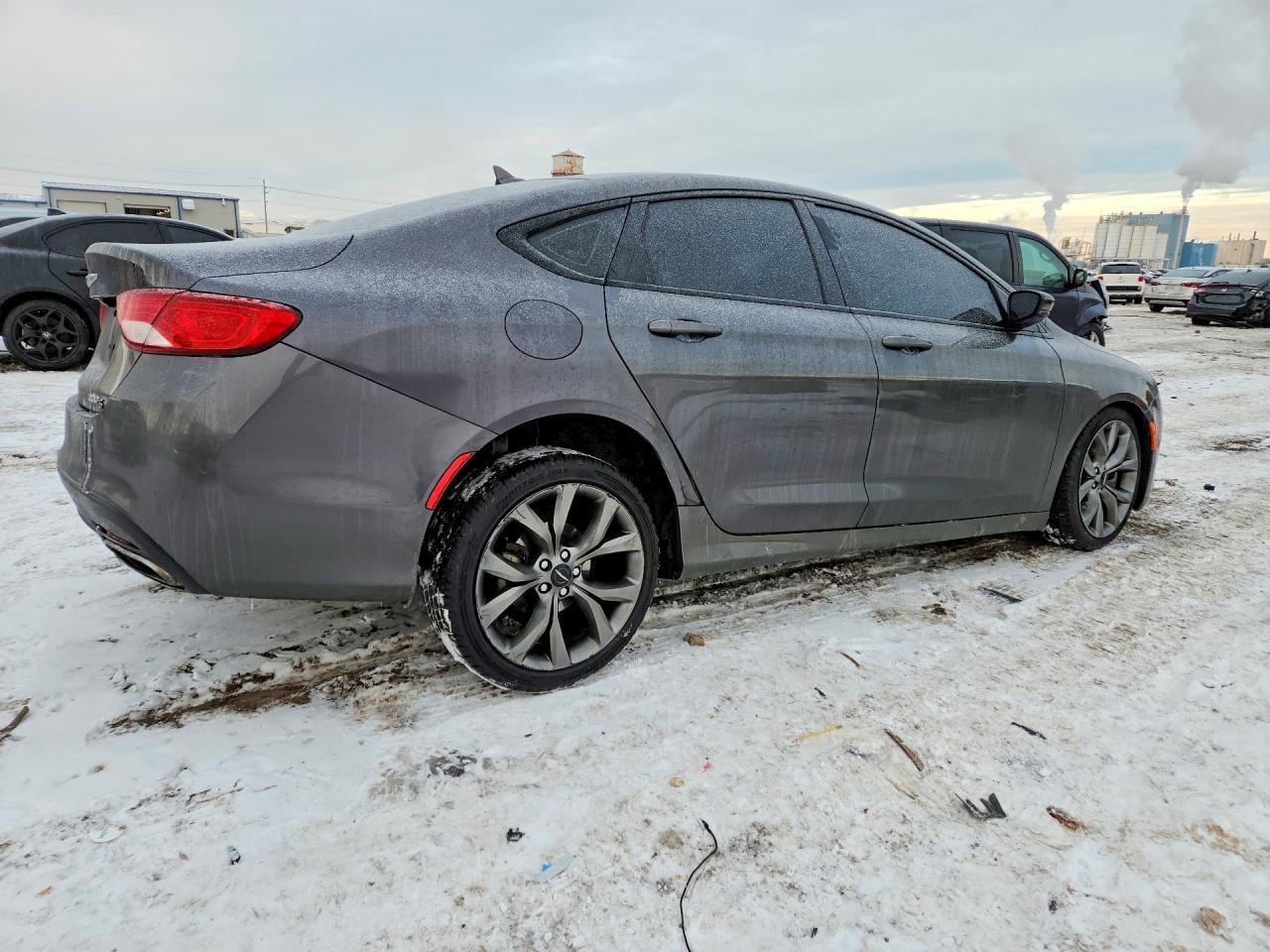 2016 Chrysler 200 s