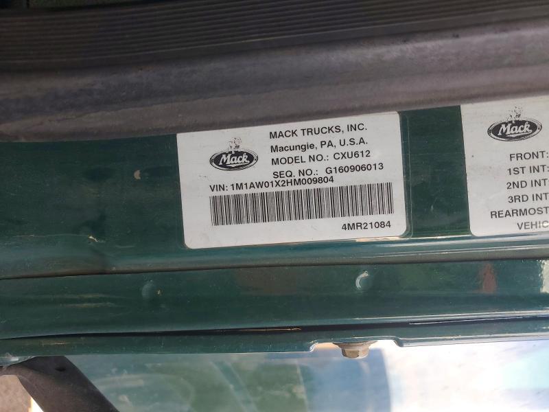 2017 Mack CXU612 Semi Truck