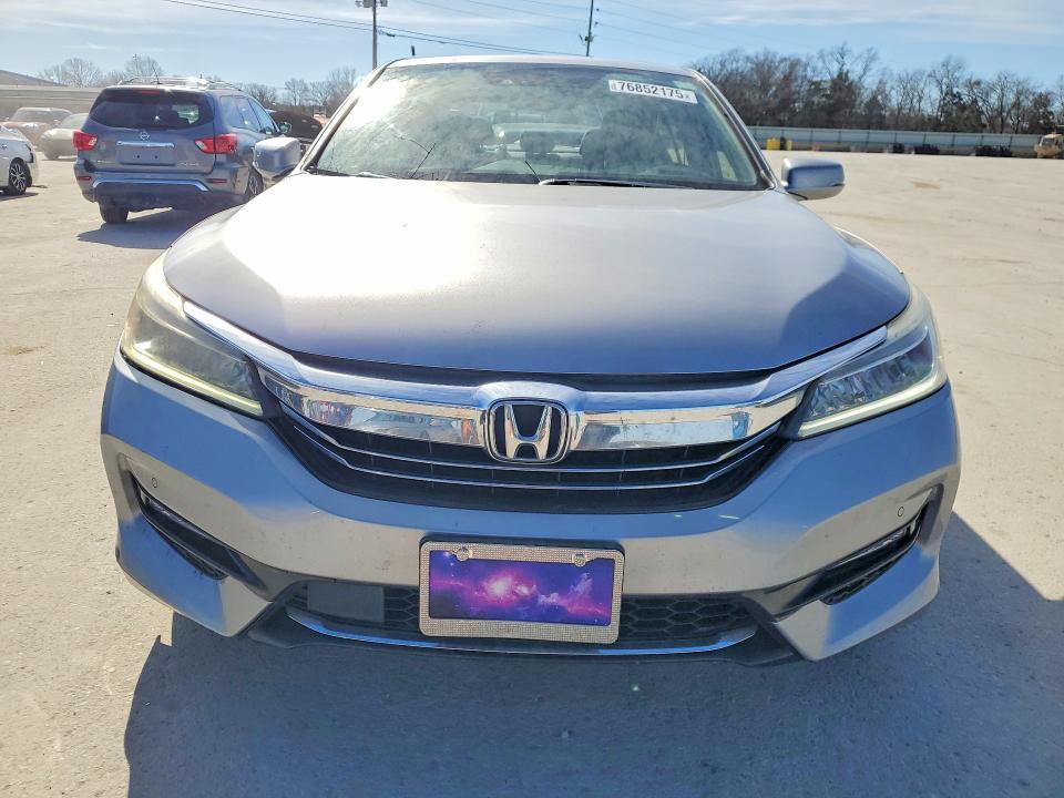 2017 Honda Accord Touring Hybrid