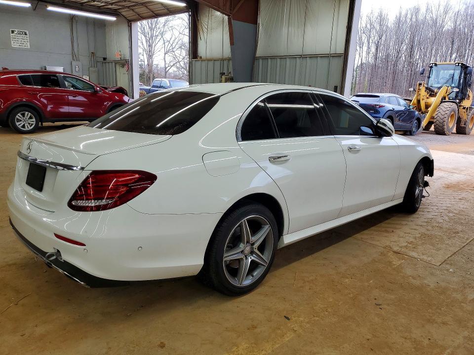 2017 Mercedes-Benz E 300